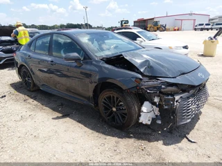 TOYOTA TOYOTA CAMRY SE