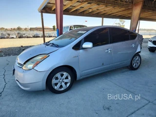 TOYOTA PRIUS BASE