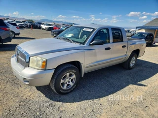 DODGE DAKOTA QUAD SLT