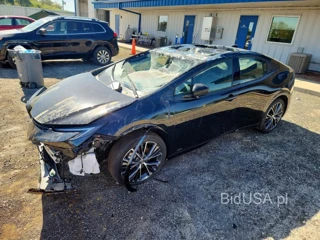 TOYOTA PRIUS XLE