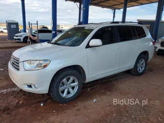 TOYOTA HIGHLANDER SE