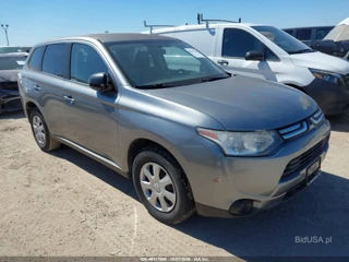MITSUBISHI MITSUBISHI OUTLANDER ES