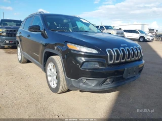 JEEP JEEP CHEROKEE LATITUDE PLUS FWD