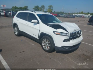 JEEP JEEP CHEROKEE LATITUDE FWD