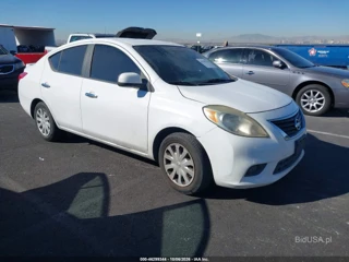 NISSAN NISSAN VERSA 1.6 SV