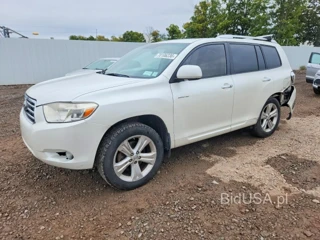 TOYOTA HIGHLANDER LIMITED