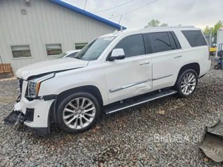 CADILLAC ESCALADE PREMIUM LUXURY