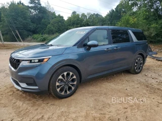 KIA CARNIVAL EX
