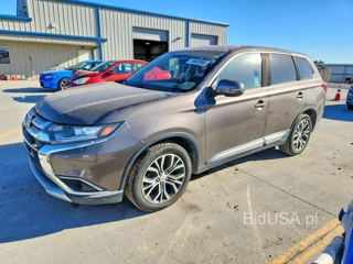 MITSUBISHI OUTLANDER SE