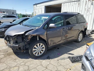 TOYOTA SIENNA XLE