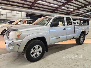 TOYOTA TACOMA V6