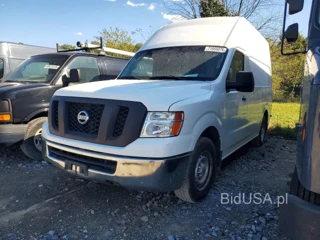 NISSAN NV 2500 HD S