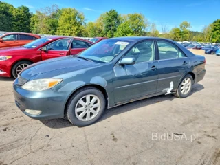 TOYOTA CAMRY XLE