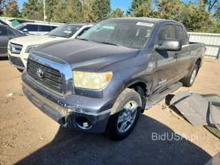 TOYOTA TUNDRA SR5