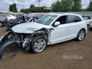 AUDI Q5 PREMIUM PLUS
