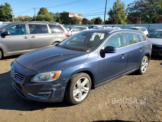 VOLVO V60 PREMIER