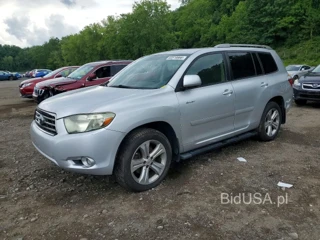TOYOTA HIGHLANDER SPORT