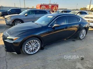 LEXUS IS 300 BASE