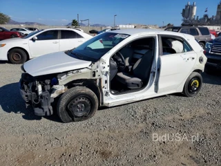 KIA RIO 5-DOOR S
