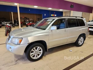 TOYOTA HIGHLANDER HYBRID