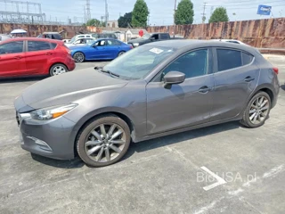 MAZDA 3 TOURING