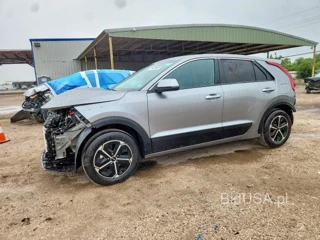 KIA NIRO LX