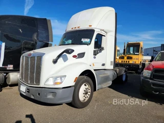 PETERBILT 579
