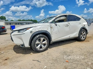 LEXUS NX 200T BASE/200T F