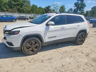 JEEP CHEROKEE LATITUDE PLUS