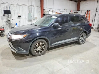 MITSUBISHI OUTLANDER SE