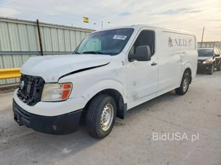 NISSAN NV 2500