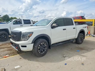 NISSAN TITAN PRO-4X