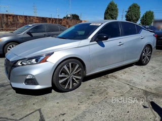 NISSAN ALTIMA SR