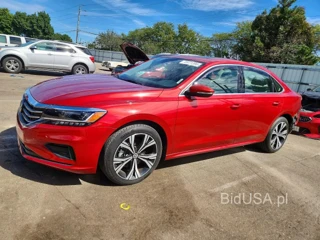 VOLKSWAGEN PASSAT SE