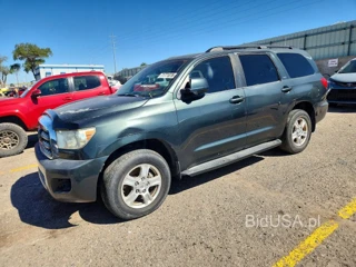 TOYOTA SEQUOIA SR5