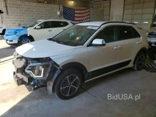 KIA NIRO EX