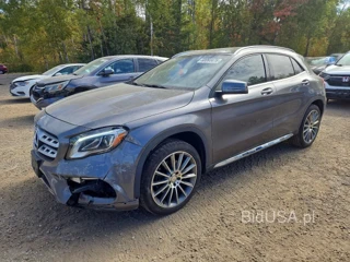 MERCEDES-BENZ GLA 250 4MATIC