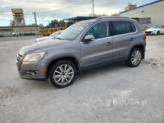 VOLKSWAGEN TIGUAN S