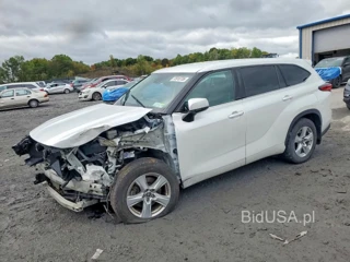 TOYOTA HIGHLANDER LE