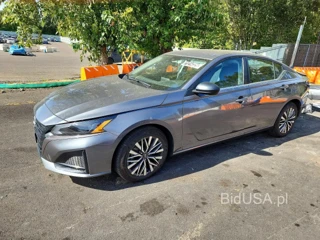 NISSAN ALTIMA SV