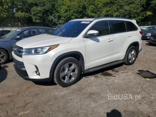 TOYOTA HIGHLANDER LIMITED PLATINUM