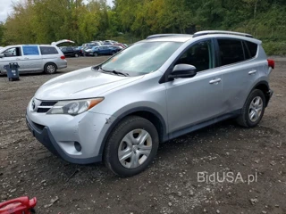 TOYOTA RAV4 LE