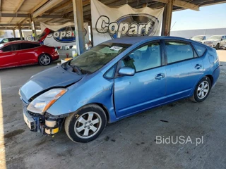 TOYOTA PRIUS BASE