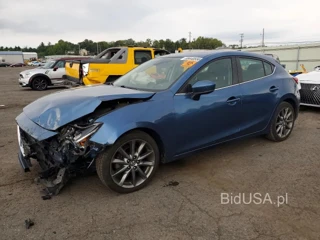 MAZDA 3 GRAND TOURING