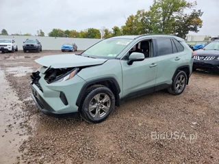 TOYOTA RAV4 HYBRID XLE