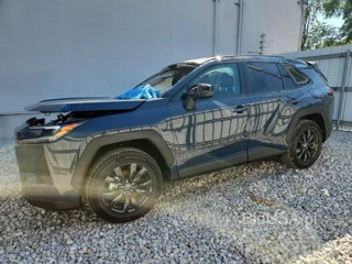 TOYOTA RAV4 XLE PREMIUM
