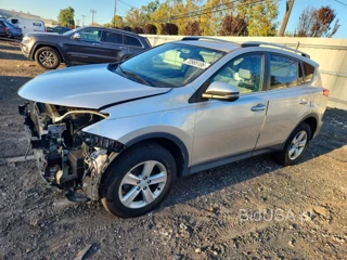 TOYOTA RAV4 XLE