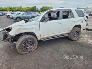 TOYOTA 4RUNNER TRAIL
