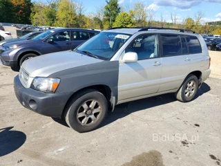 TOYOTA HIGHLANDER BASE