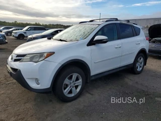TOYOTA RAV4 XLE